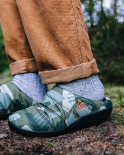 Passenger Footwear J0V68D498 Sole Slipper Fir Tree Camo Pattern Men Camo