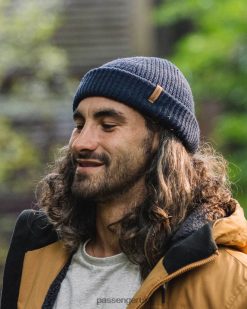 Passenger Headwear J0V68D431 Compass Recycled Beanie Rich Navy Men Navy