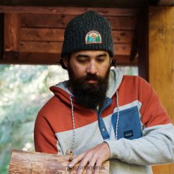 Passenger WoHeadwear J0V68D1058 Compass Beanie Faded Black Women Black